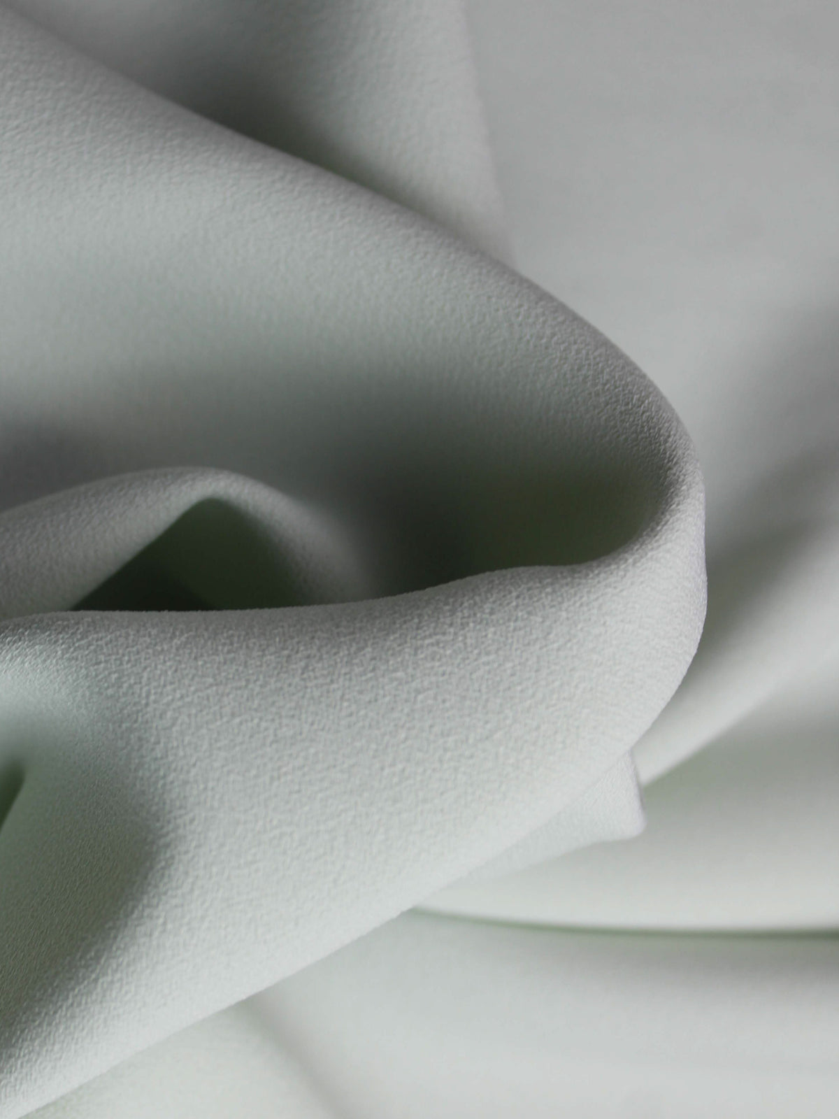 L Aqua Polyester Stretch Crepe - PB4001