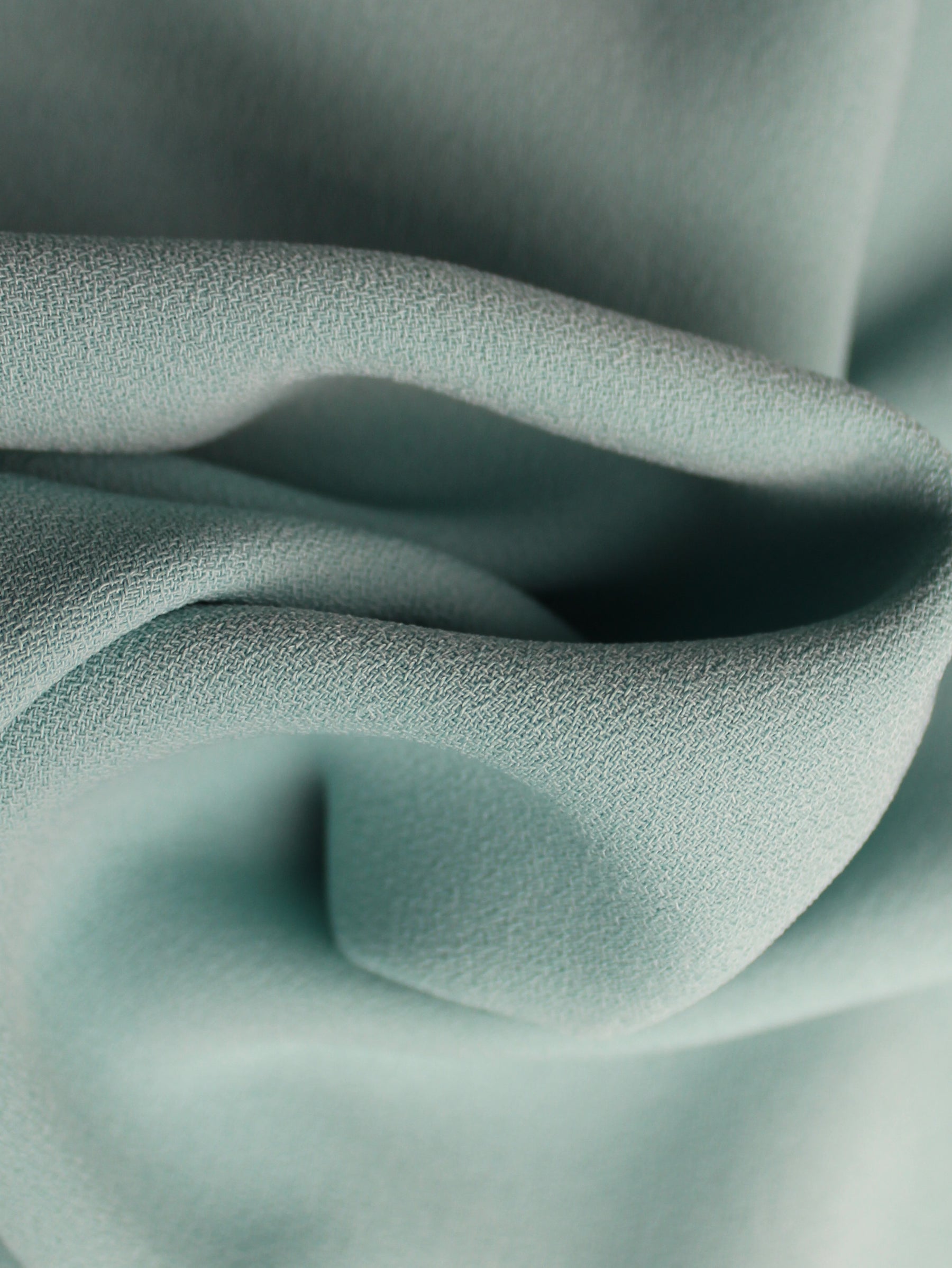 L Lake Blue Polyester Stretch Crepe - PB4001