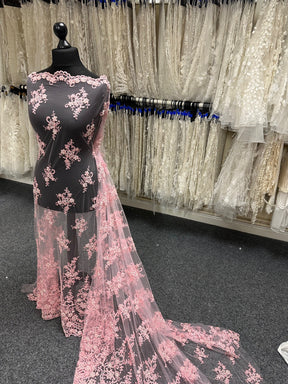 Dentelle rose poudré - Alexandra.