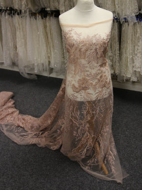Dentelle brodée rose pâle - Bexley