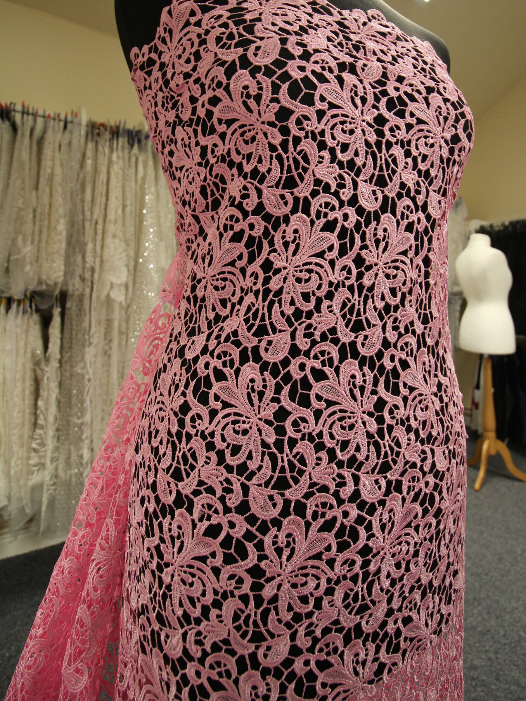 Dentelle Guipure Rose - Reese