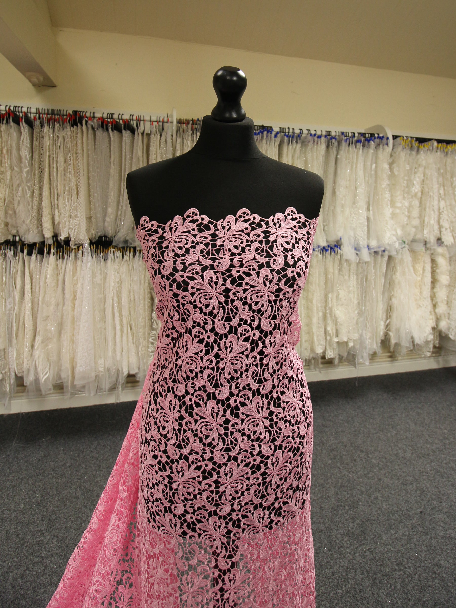 Dentelle Guipure Rose - Reese