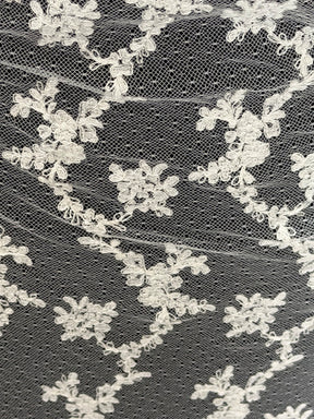 Dentelle française brodée ivoire - Remington