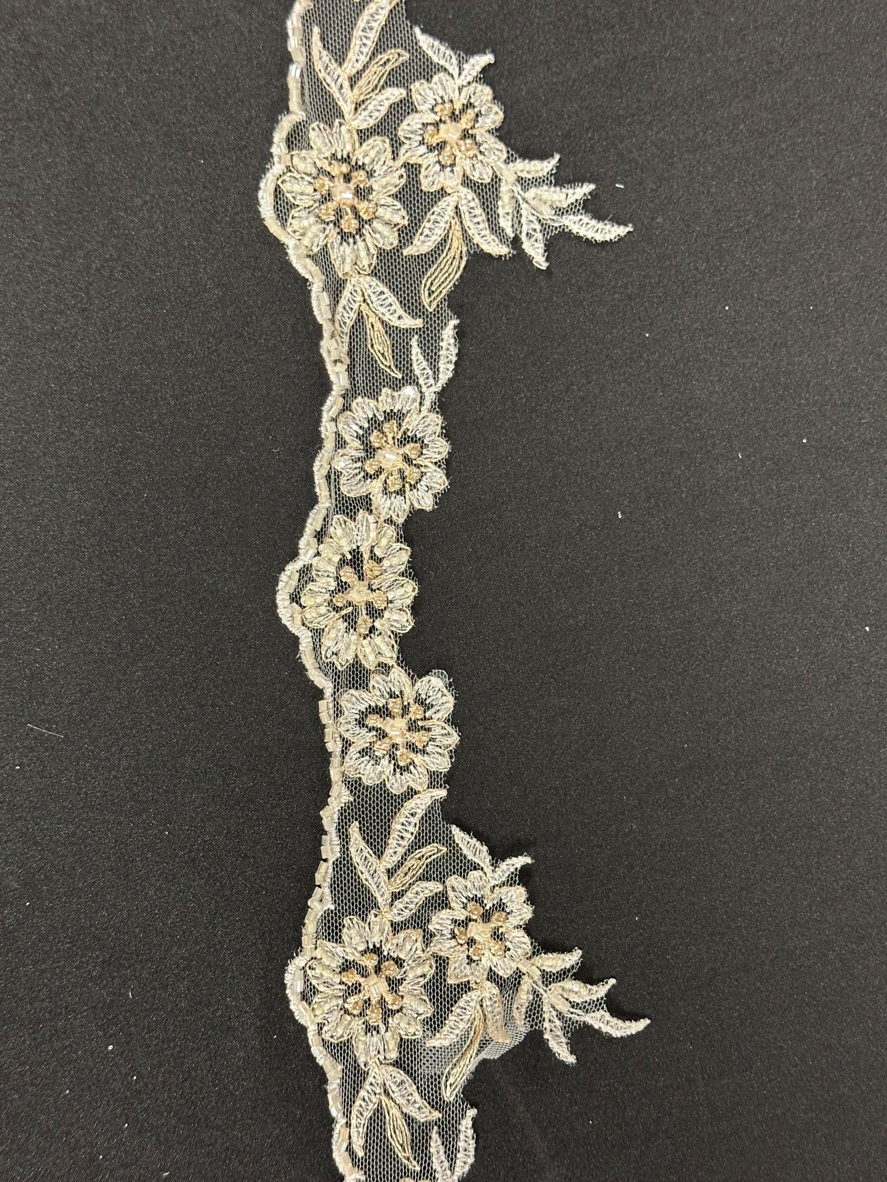 Bordure en dentelle perlée ivoire - Rame
