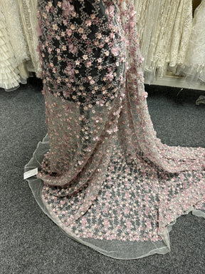 Dentelle rose brodée 3D - Savinder