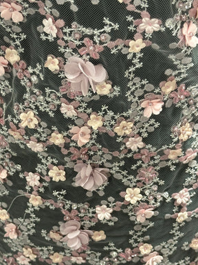 Dentelle rose brodée 3D - Savinder