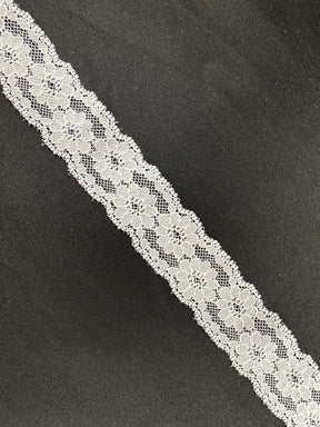 Bordure en dentelle blanche - Salubrious