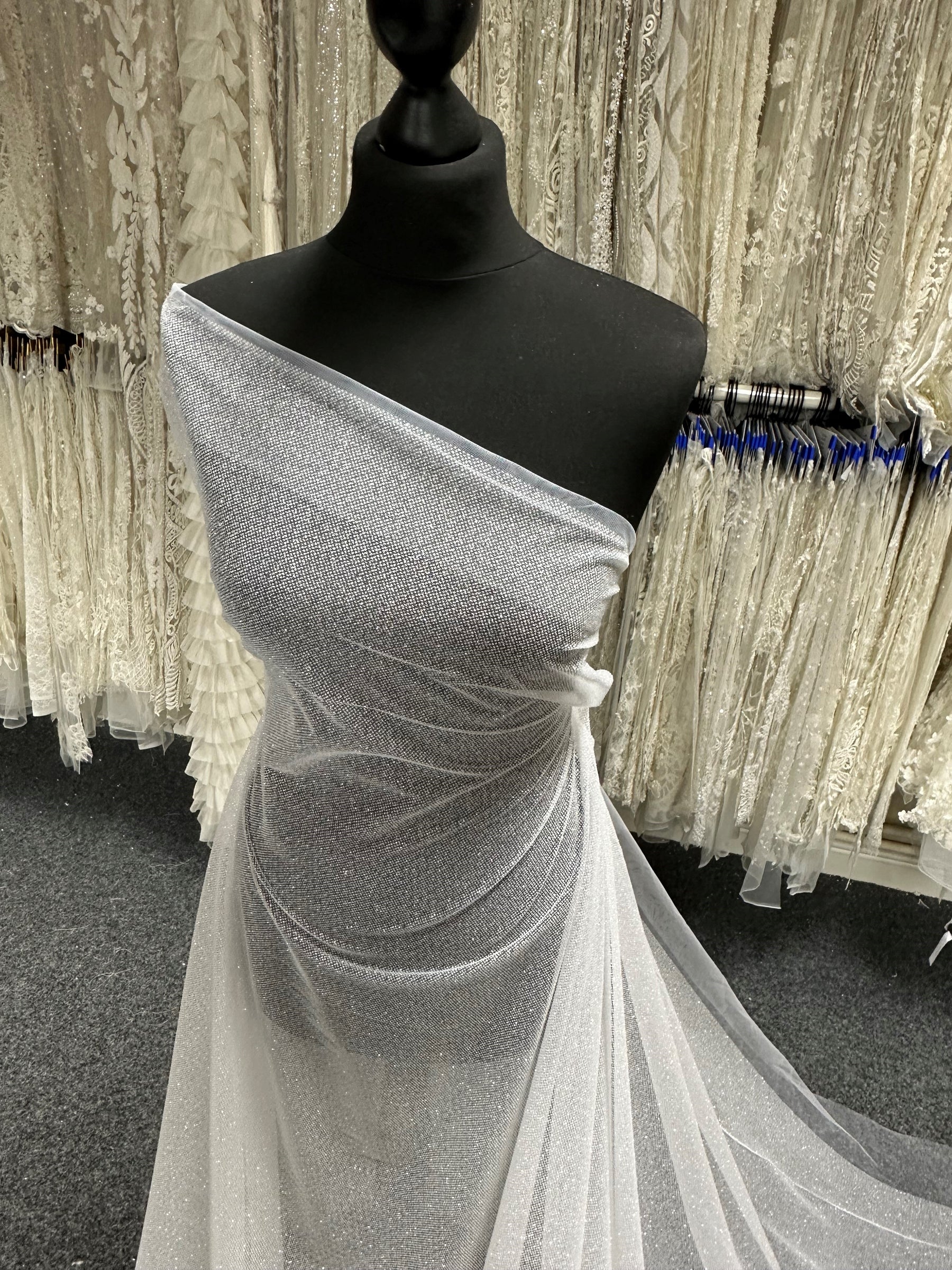 Tulle blanc pailleté - Récupération