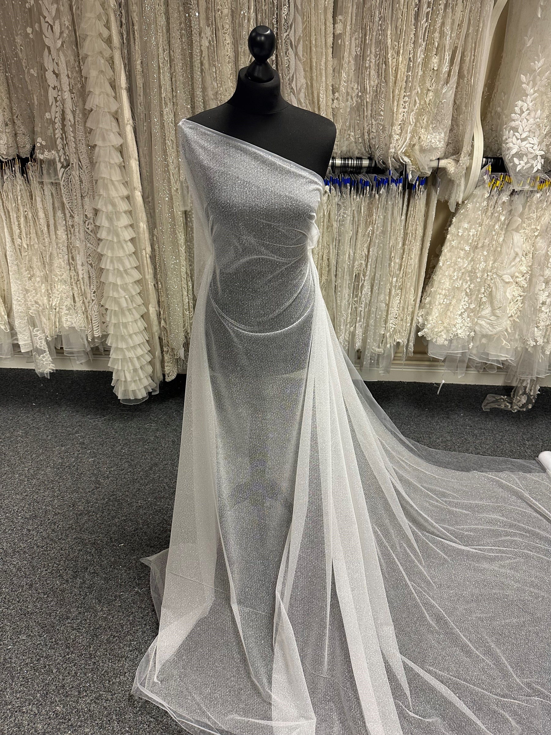Tulle blanc pailleté - Récupération