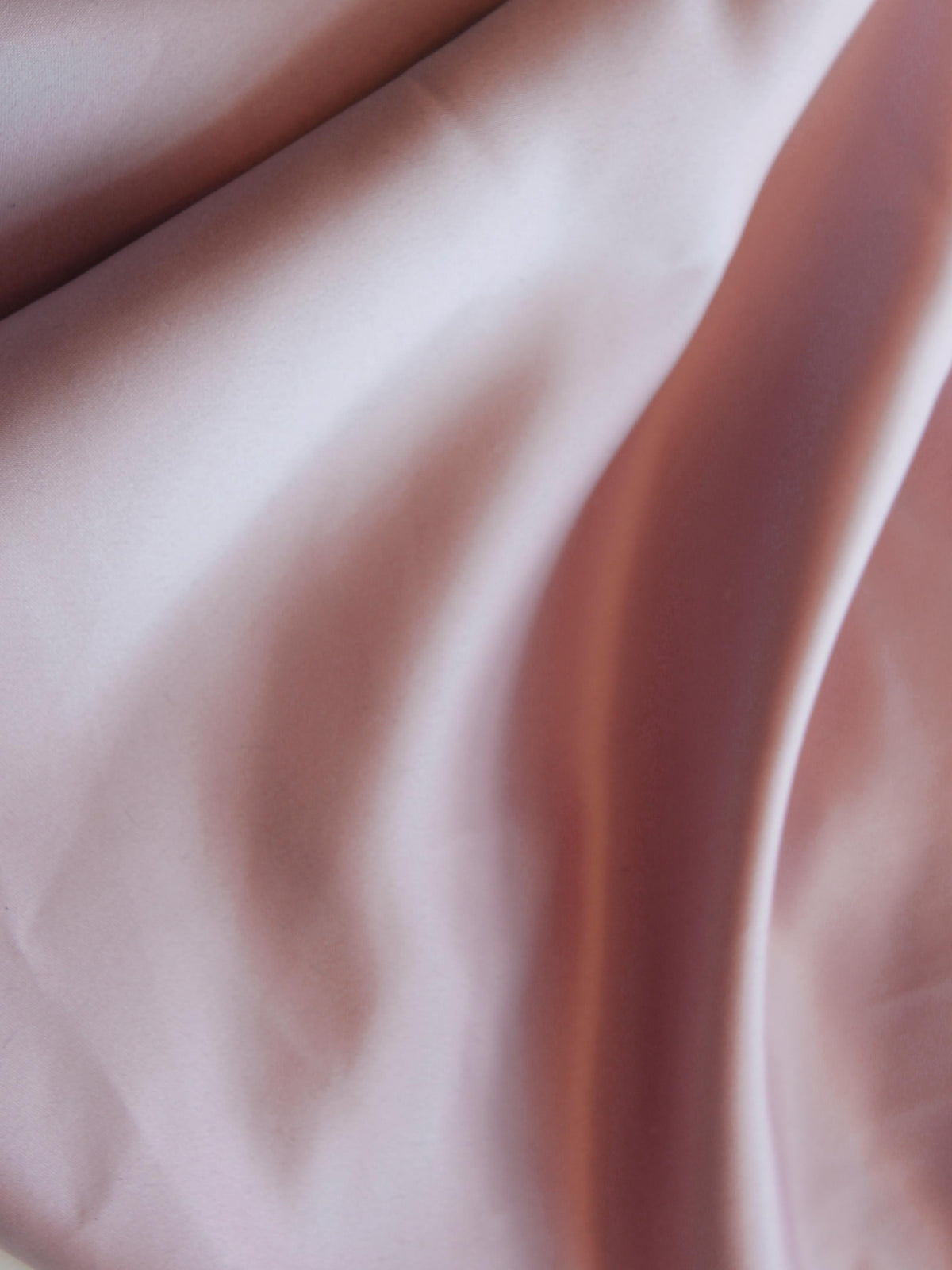 Coquille Polyester Satin - Majestic