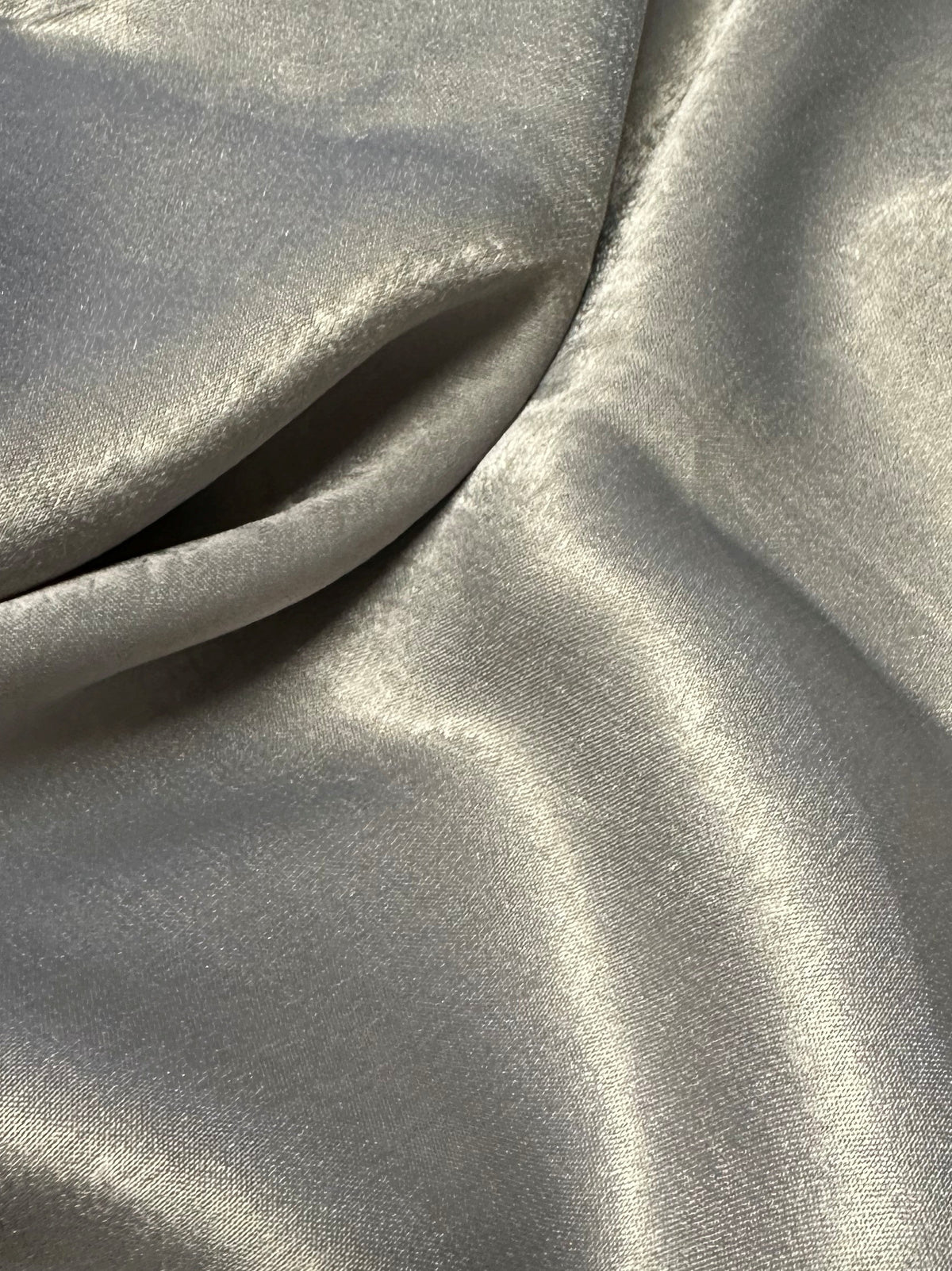 Satin de polyester argenté - Usage