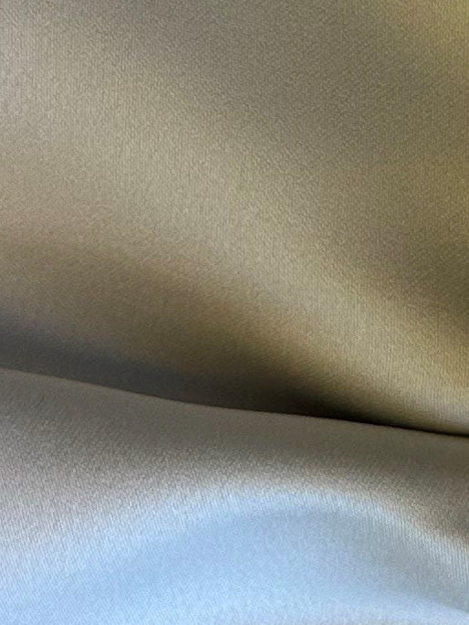 Satin de polyester argenté - Moldavie