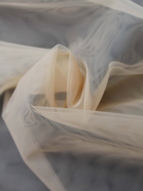 Tulle extensible pour peaux foncées - TU0003