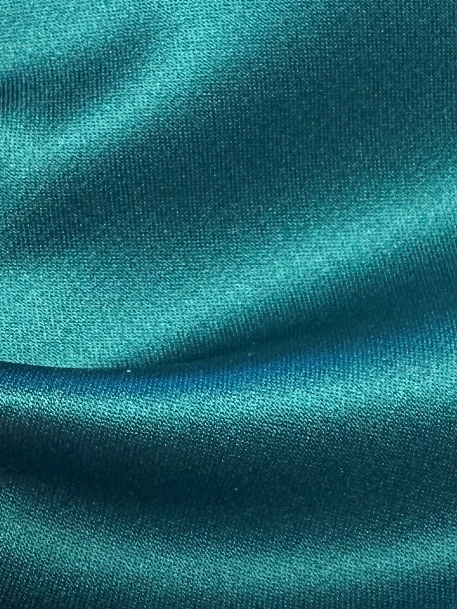 Satin de polyester vert sarcelle - Canada