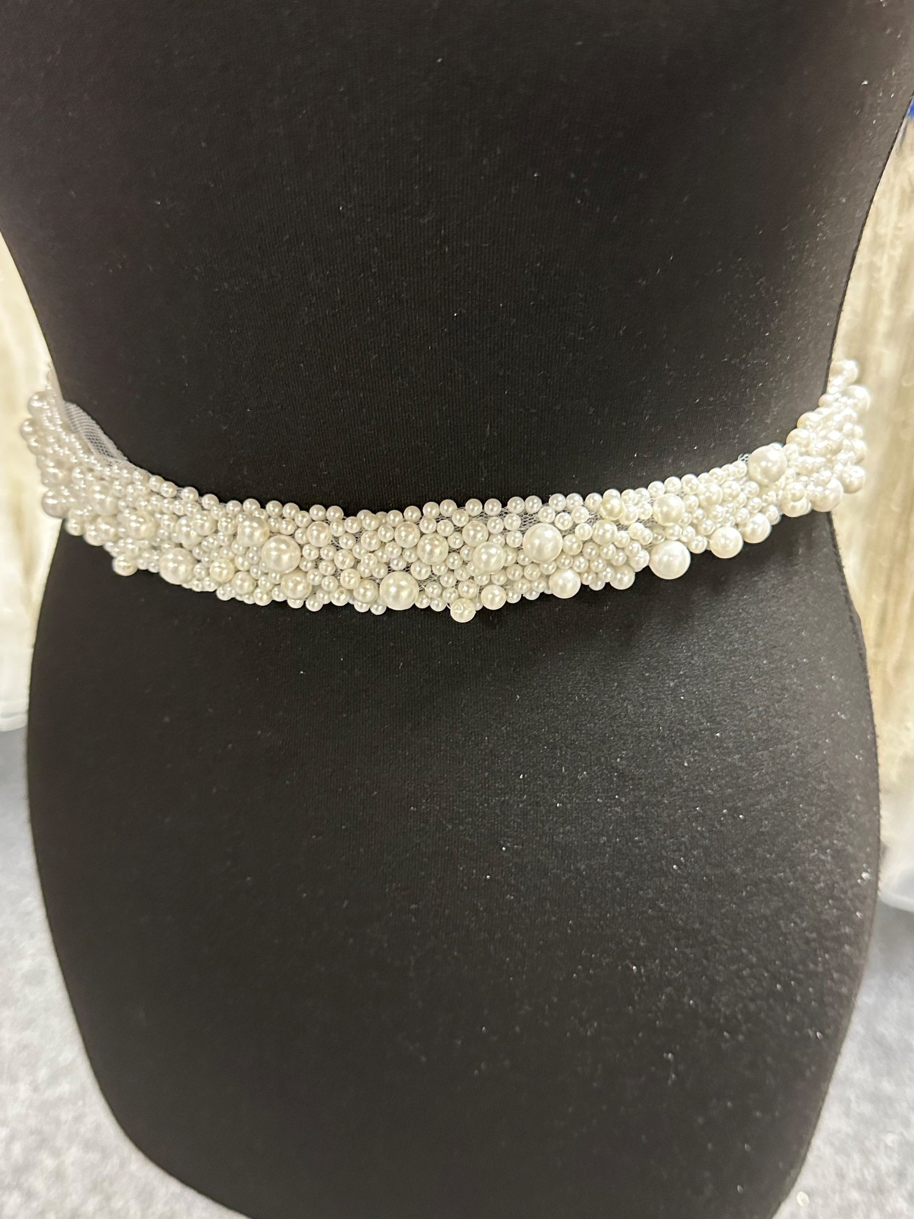 Garniture de robe en perles - Languette