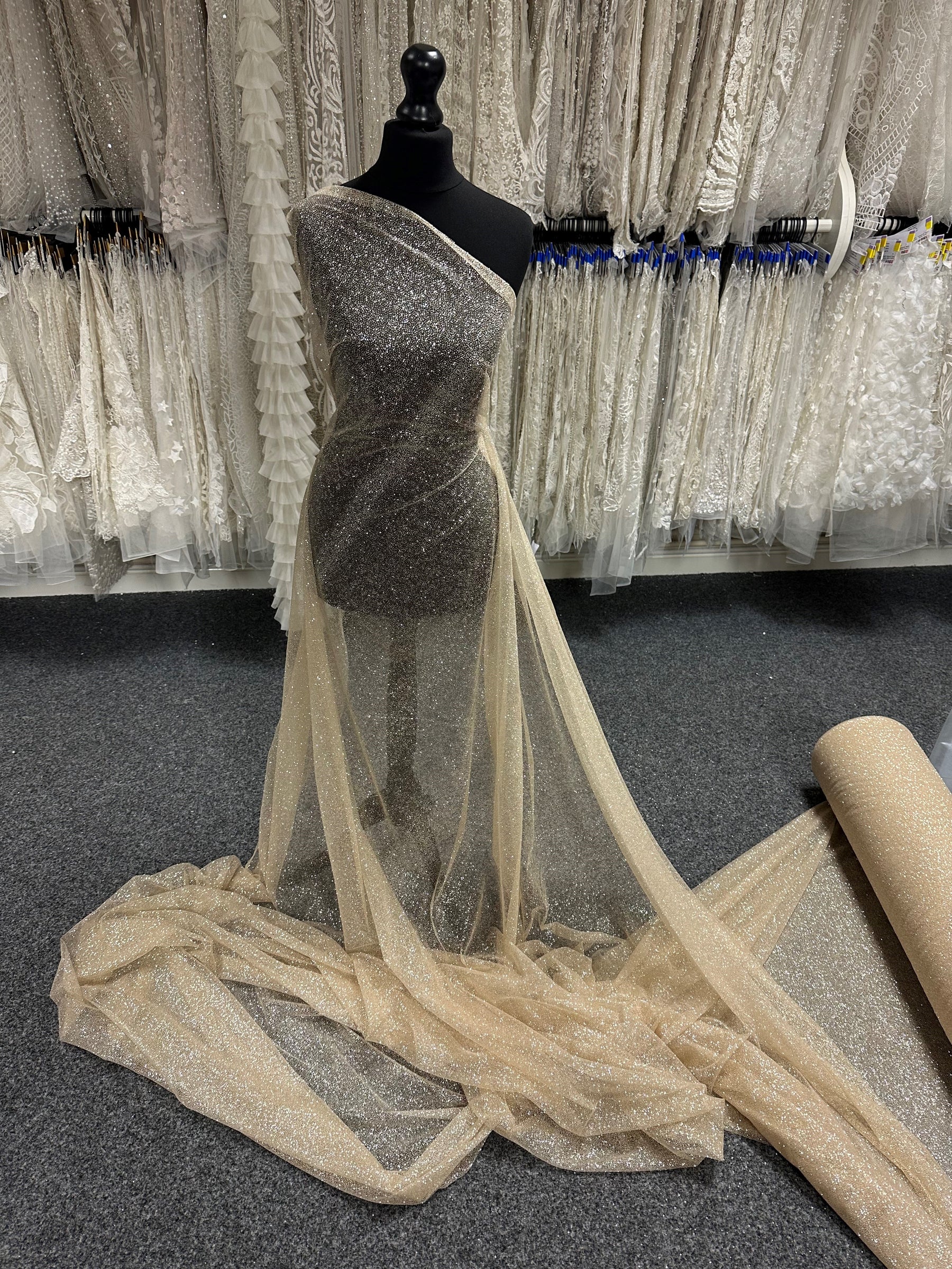 Tulle pailleté ivoire - Magnétisme