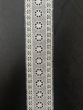 Bordure en dentelle ivoire - Chimera