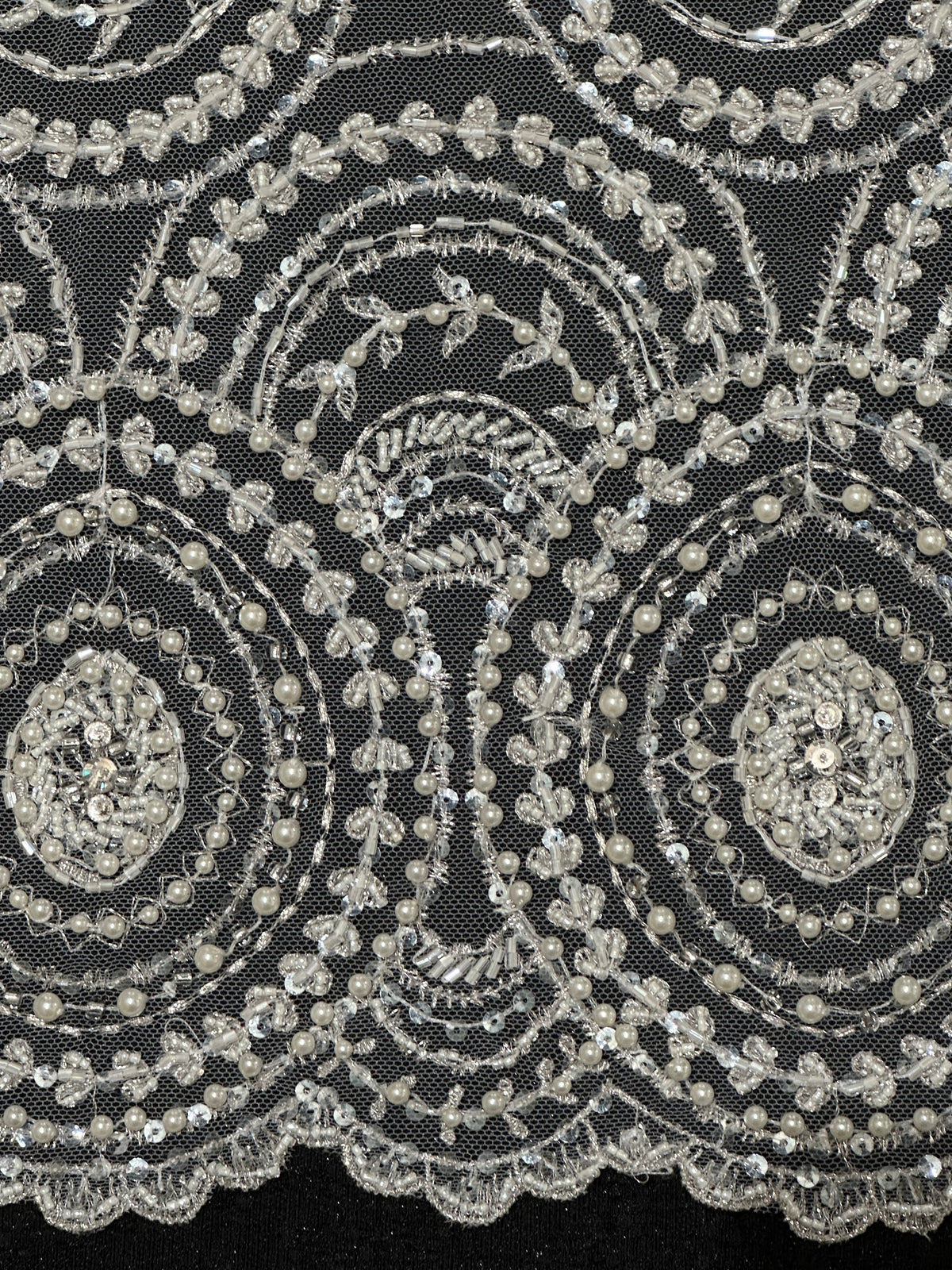 Dentelle de perles ivoire - Charlotte (CF)