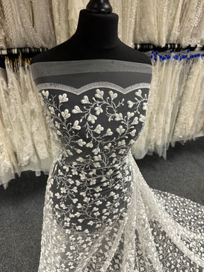 Dentelle bouffante à paillettes ivoire - Kira