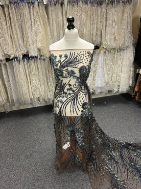 Dentelle bleu marine perlée - Edie