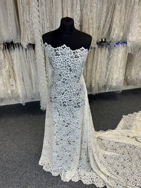 Dentelle brodée de perles ivoire à prix réduit - Ramona