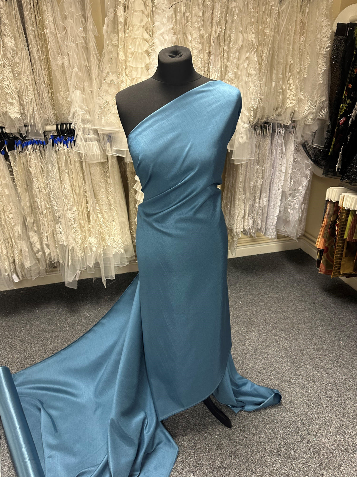 Dupion en satin de polyester bleu sarcelle - Clarté