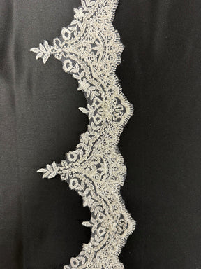 Bordure en dentelle perlée ivoire - Hada