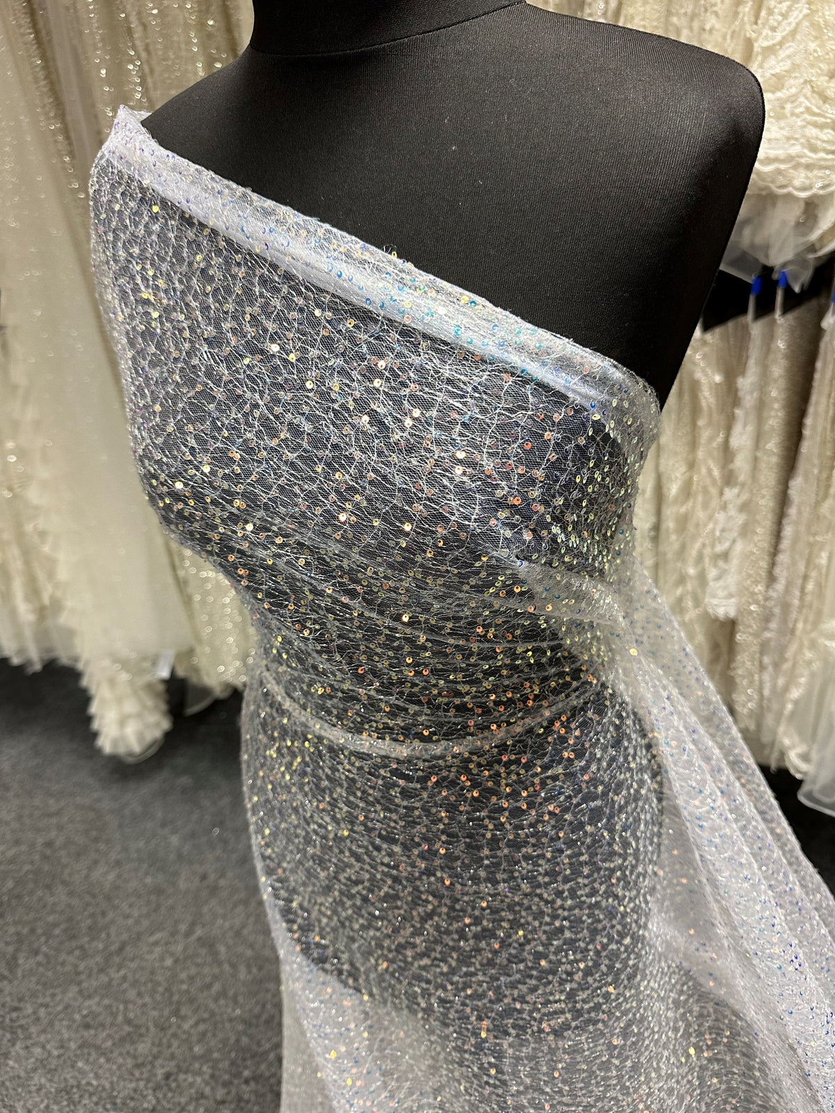Tulle orné de sequins irisés - Estepona (CF)
