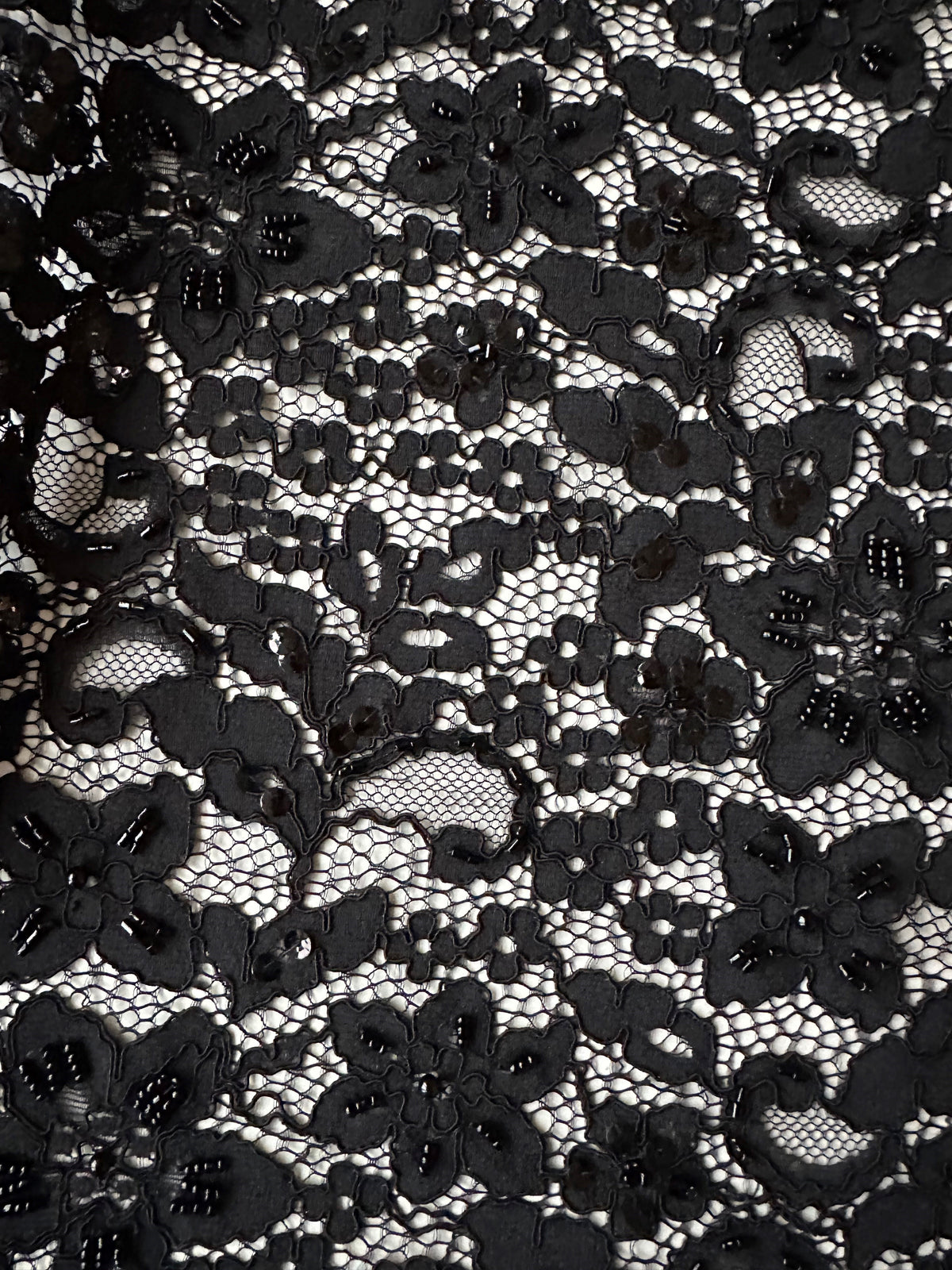 Dentelle noire perlée et cordée - Annabel (CF)