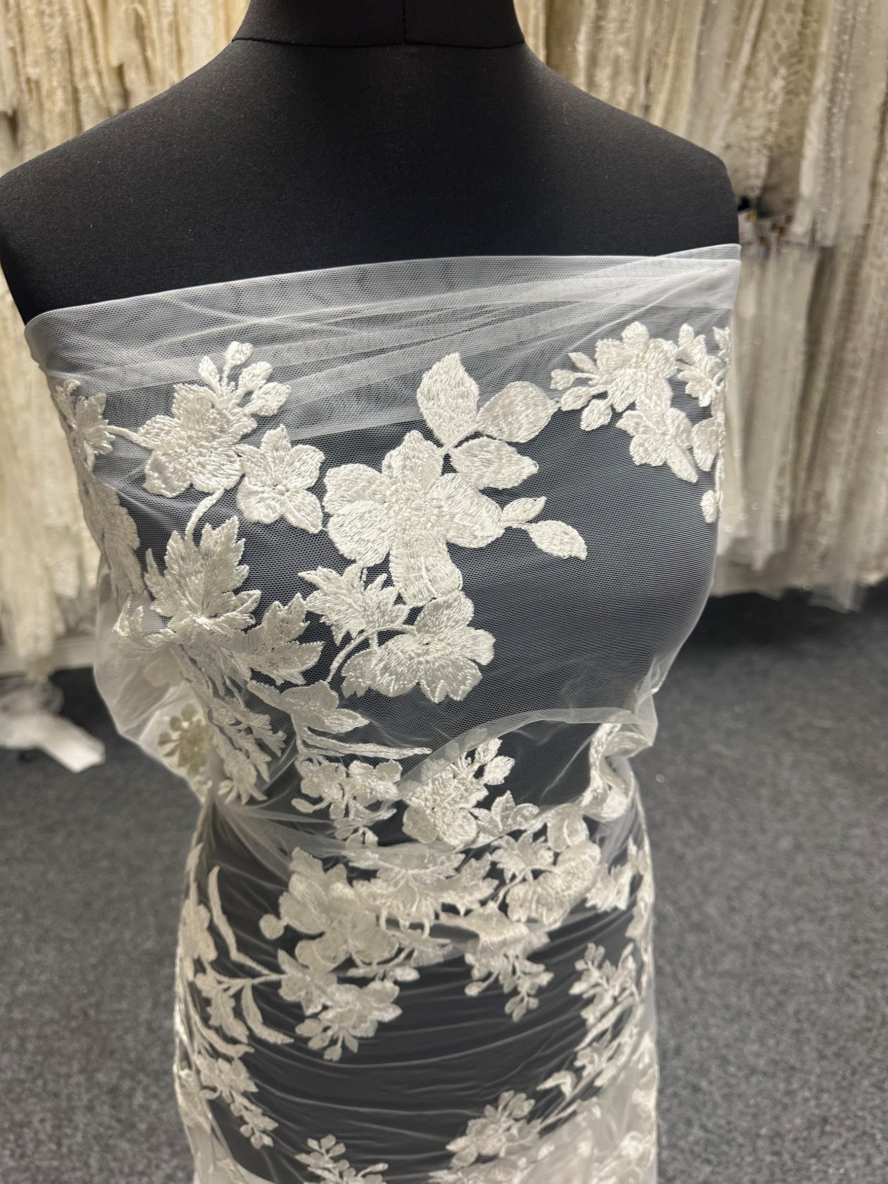 Dentelle Fleur Brodée Ivoire - Aldira