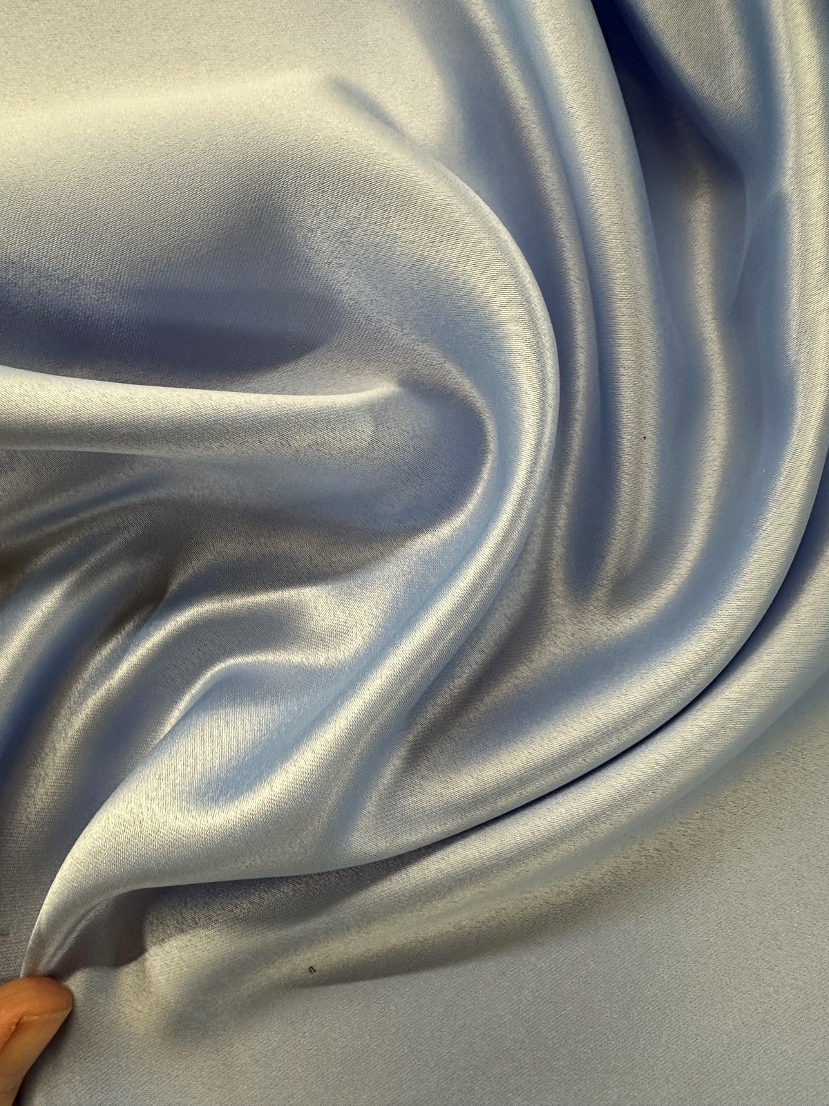 Satin duchesse bleu poudre - Scenery