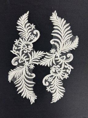 Ivory Embroidered Lace Appliques - AP 261 (CF)
