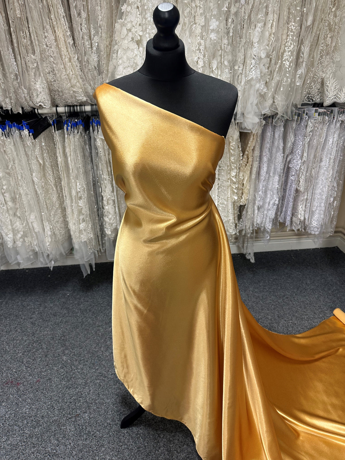 Crêpe Satin Caramel - Desire