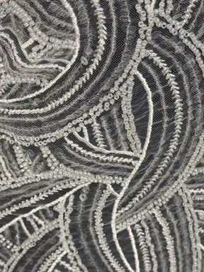 Tulle brodé de perles ivoire - EB1056