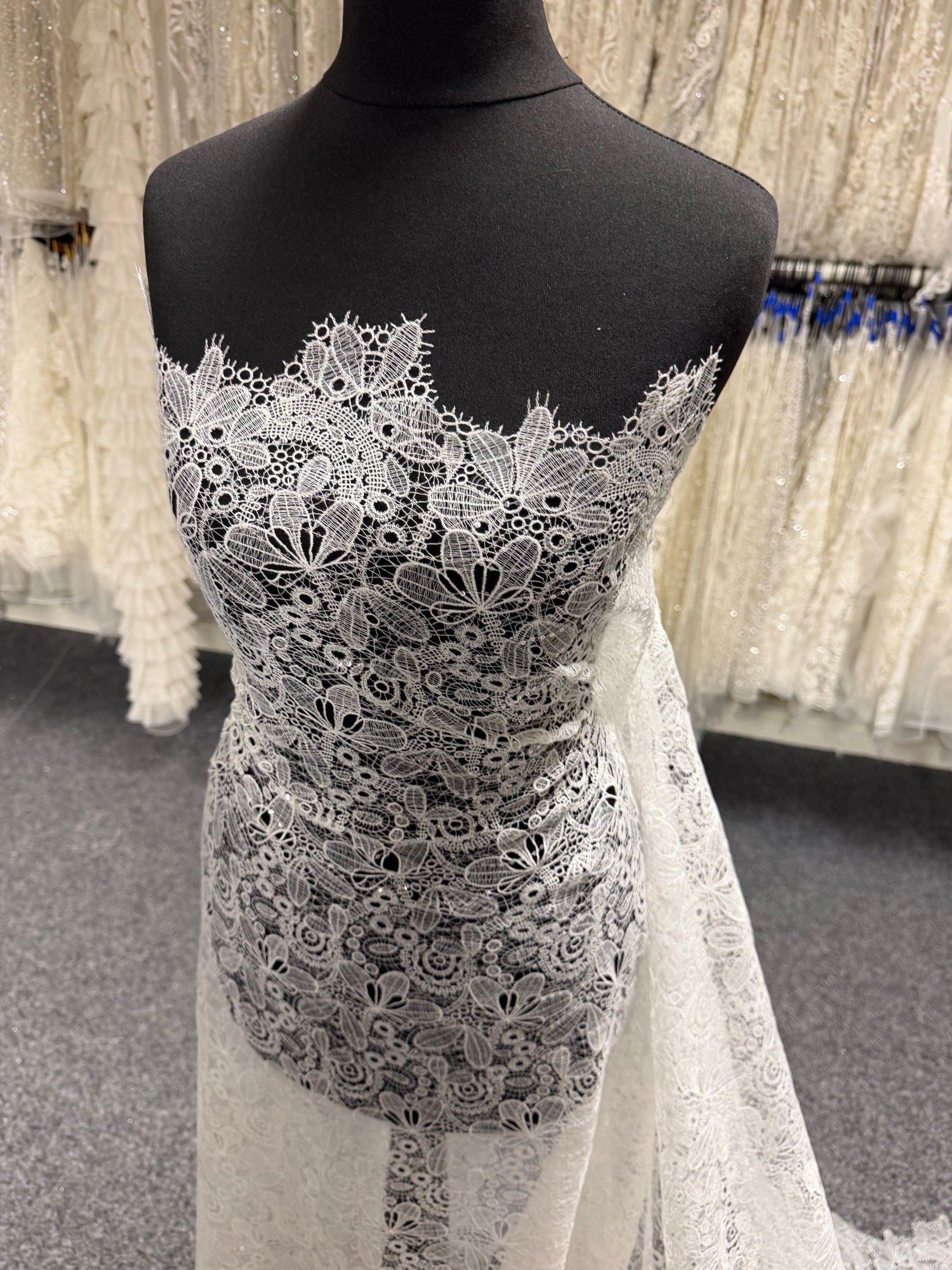 Dentelle de mariée à paillettes ivoire - EB3050
