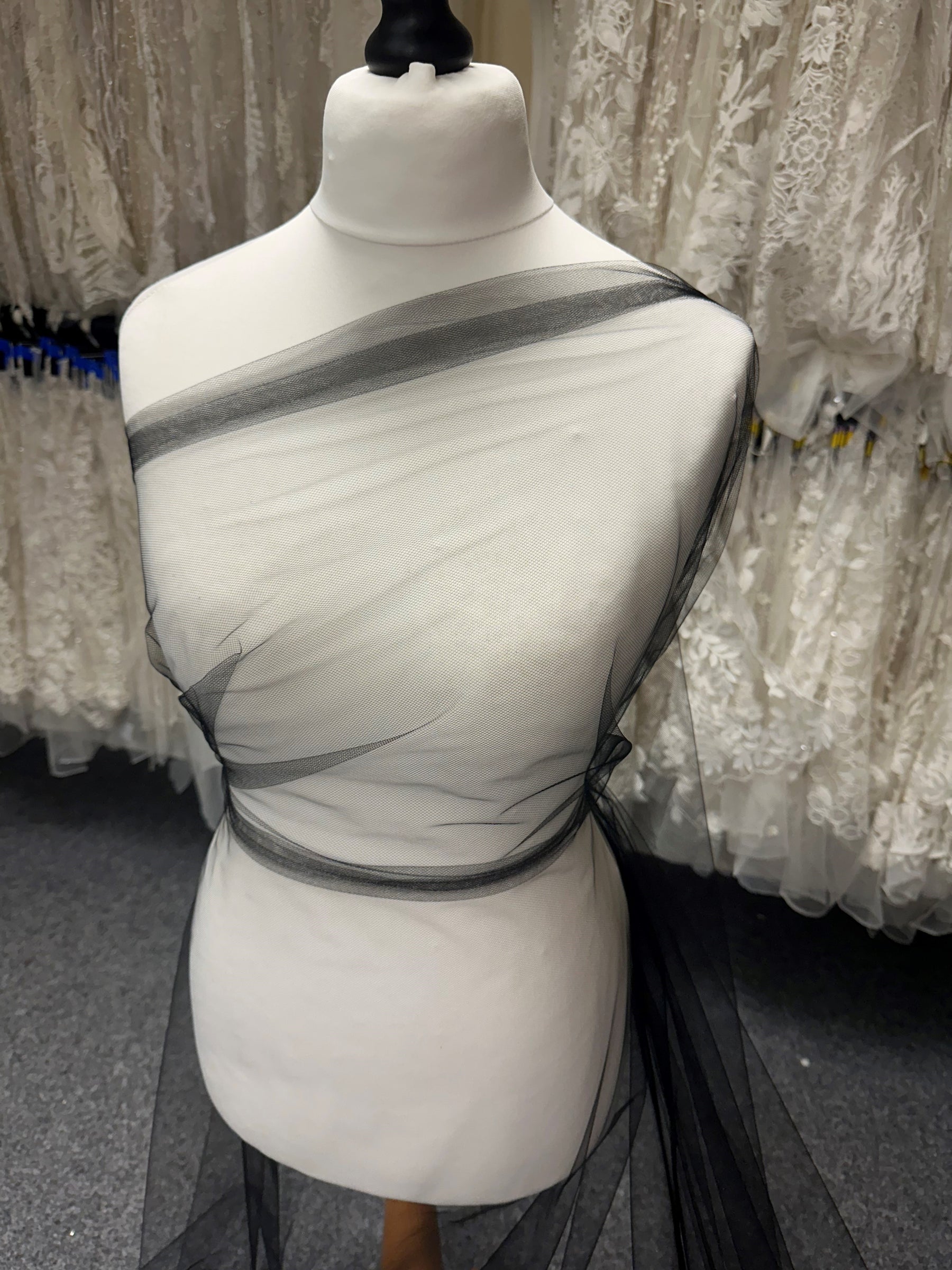 Tulle noir pour voiles - Baritone