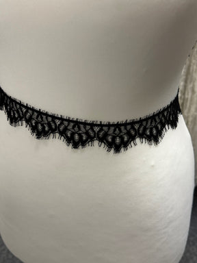 Bordure en dentelle noire - Valentina
