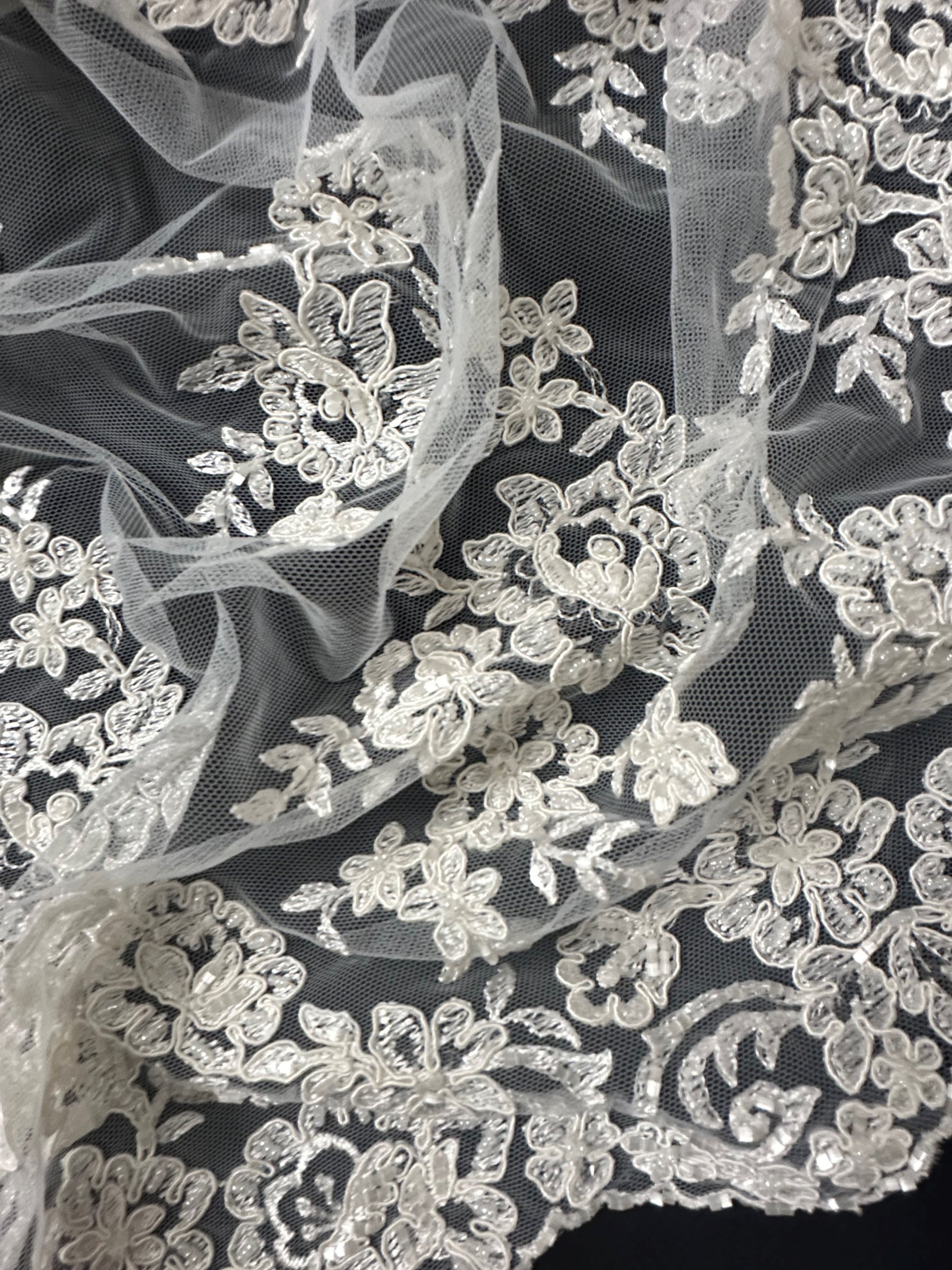 Dentelle de mariée ivoire perlée - Noisy