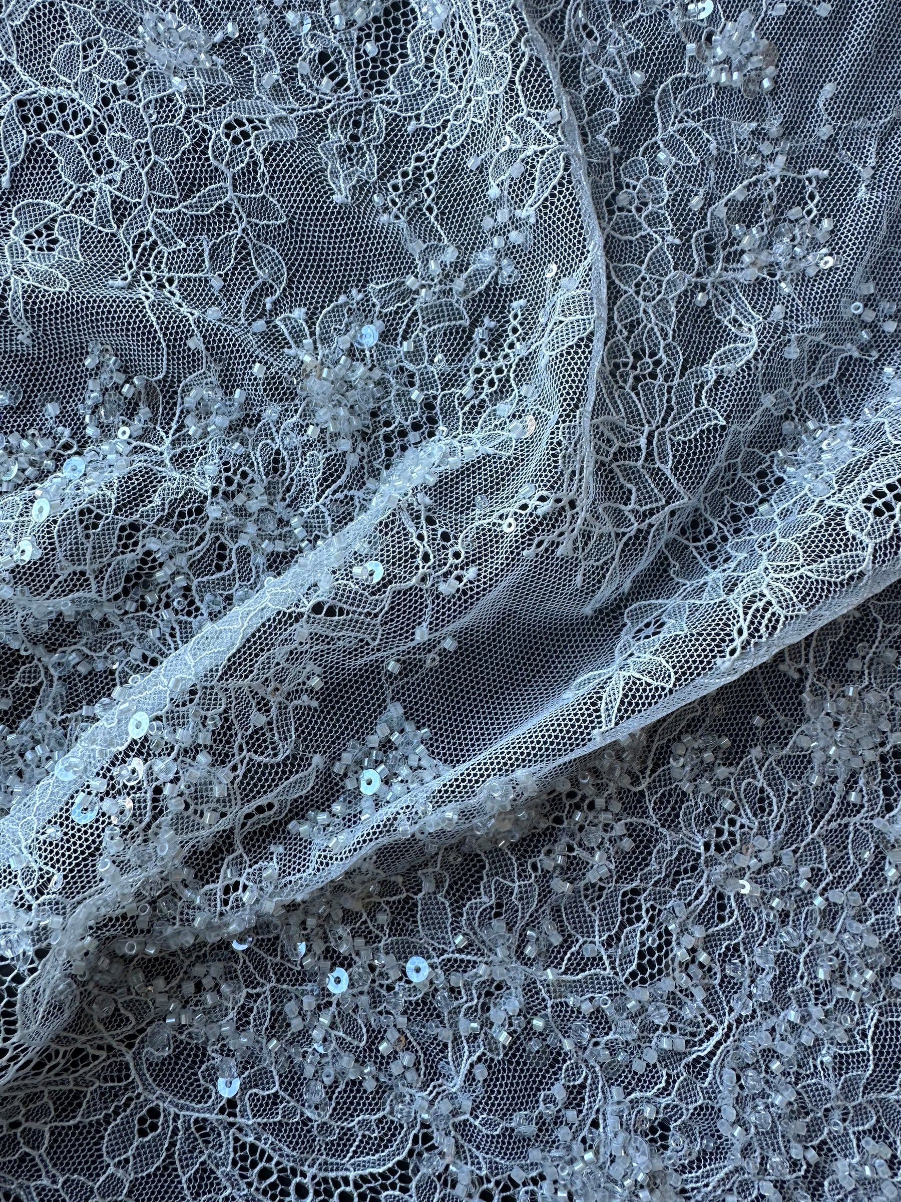 Dentelle ivoire à cordons et paillettes - Fronnie 