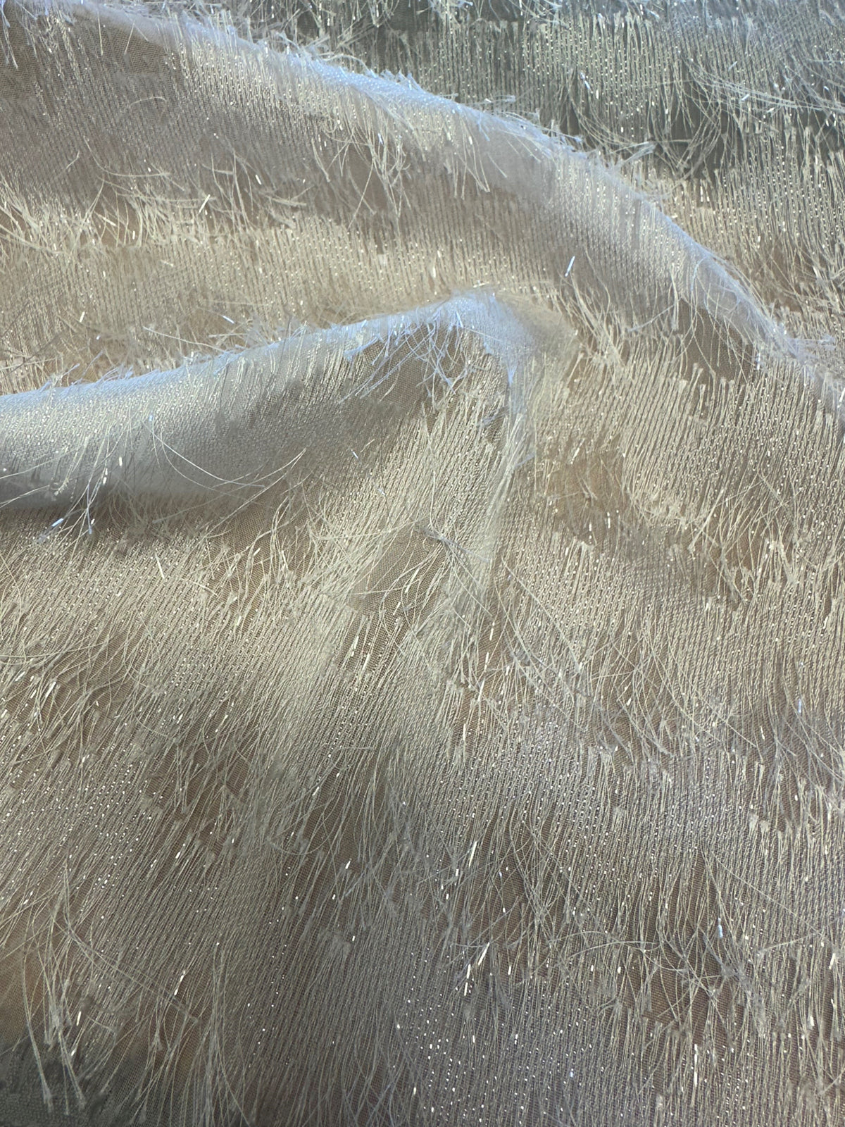 Tissu à pompons ivoire scintillant - Andorre (CF)