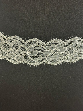 Bordure en dentelle ivoire chantilly - Imogen