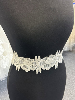 Bordure en dentelle ivoire cordée - Amarylis