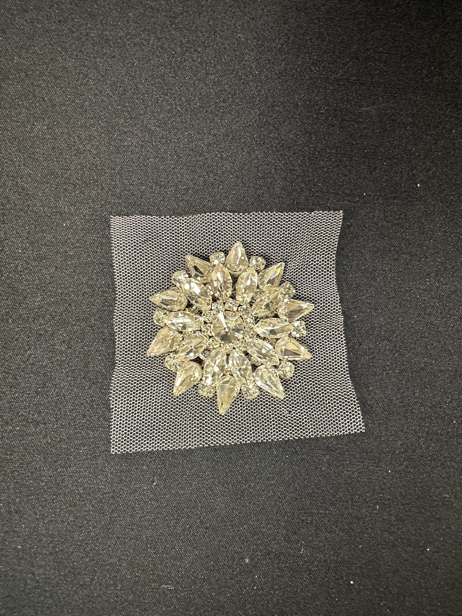 Broderie de cristal - AP823