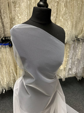 Robe en soie blanche filet - Fantaisie