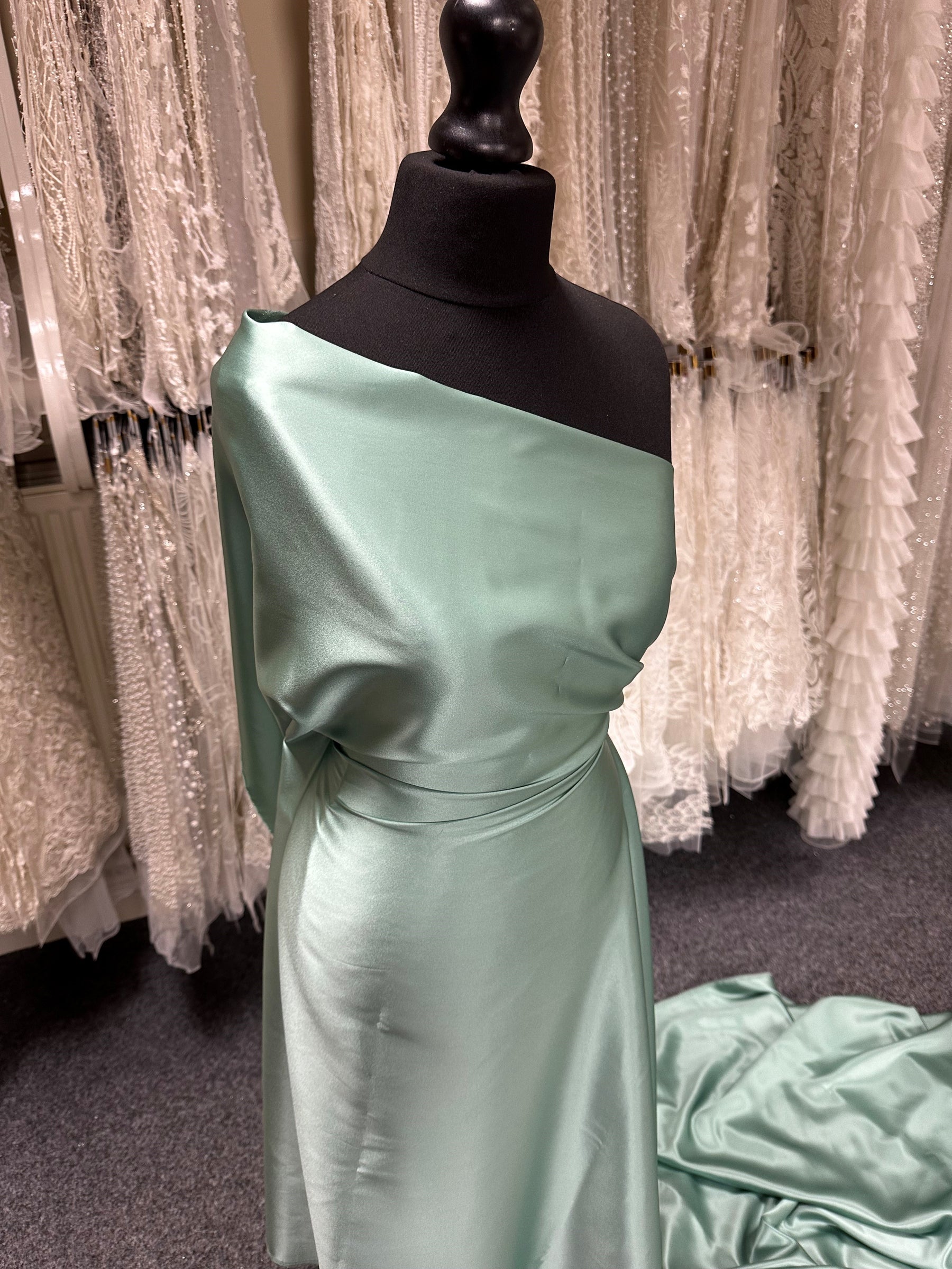 Satin de Soie Menthe Foncé - Magnifique