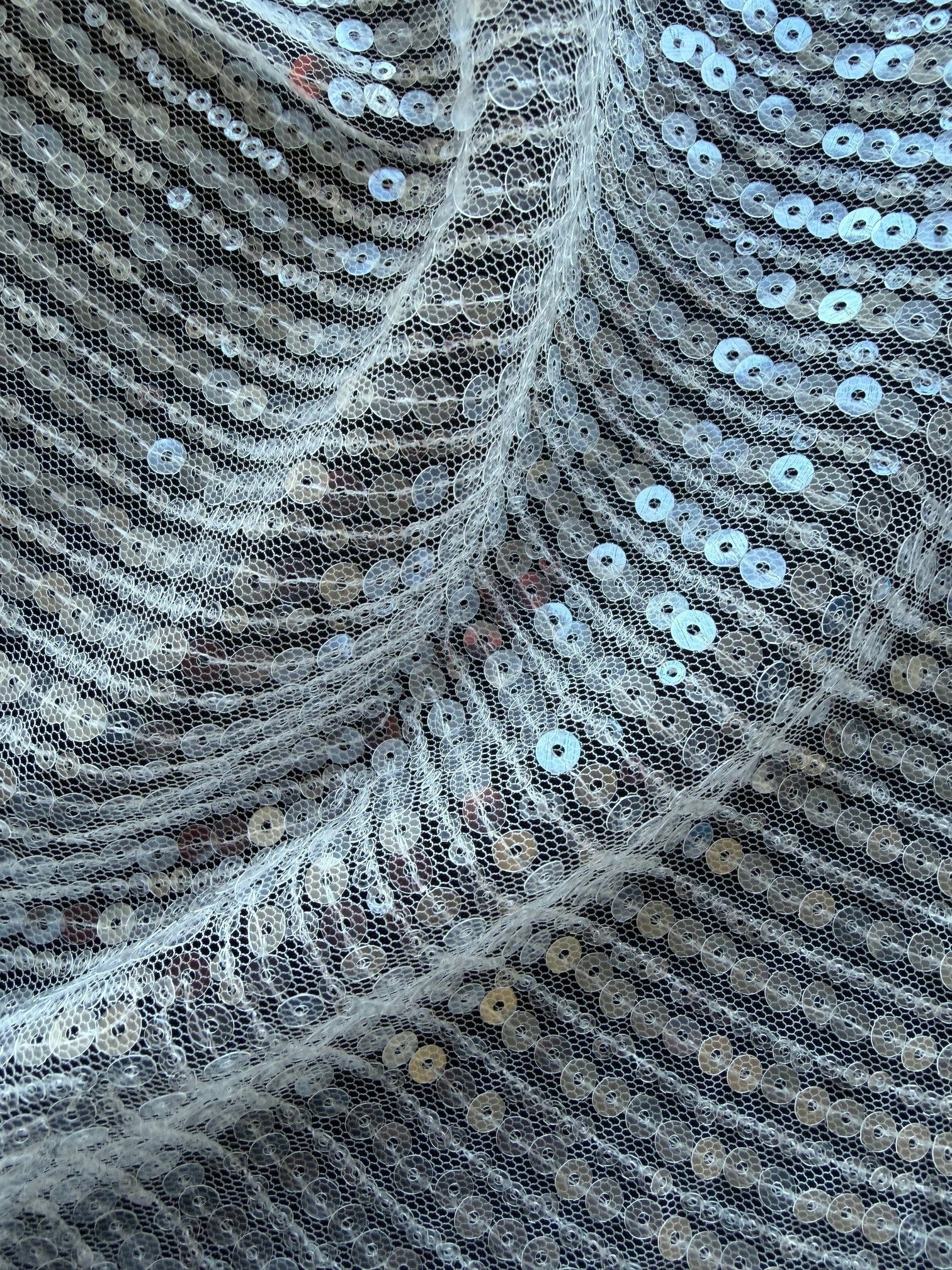 Tulle brodé de sequins ivoire – EB3020