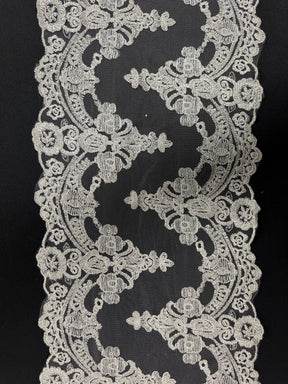 Bordure en dentelle argentée - Empire