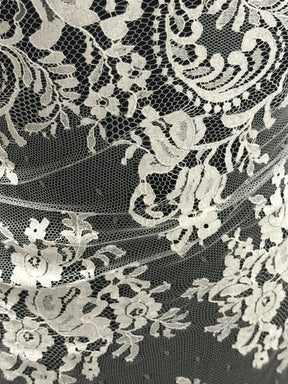 Dentelle de Chantilly ivoire - Tove