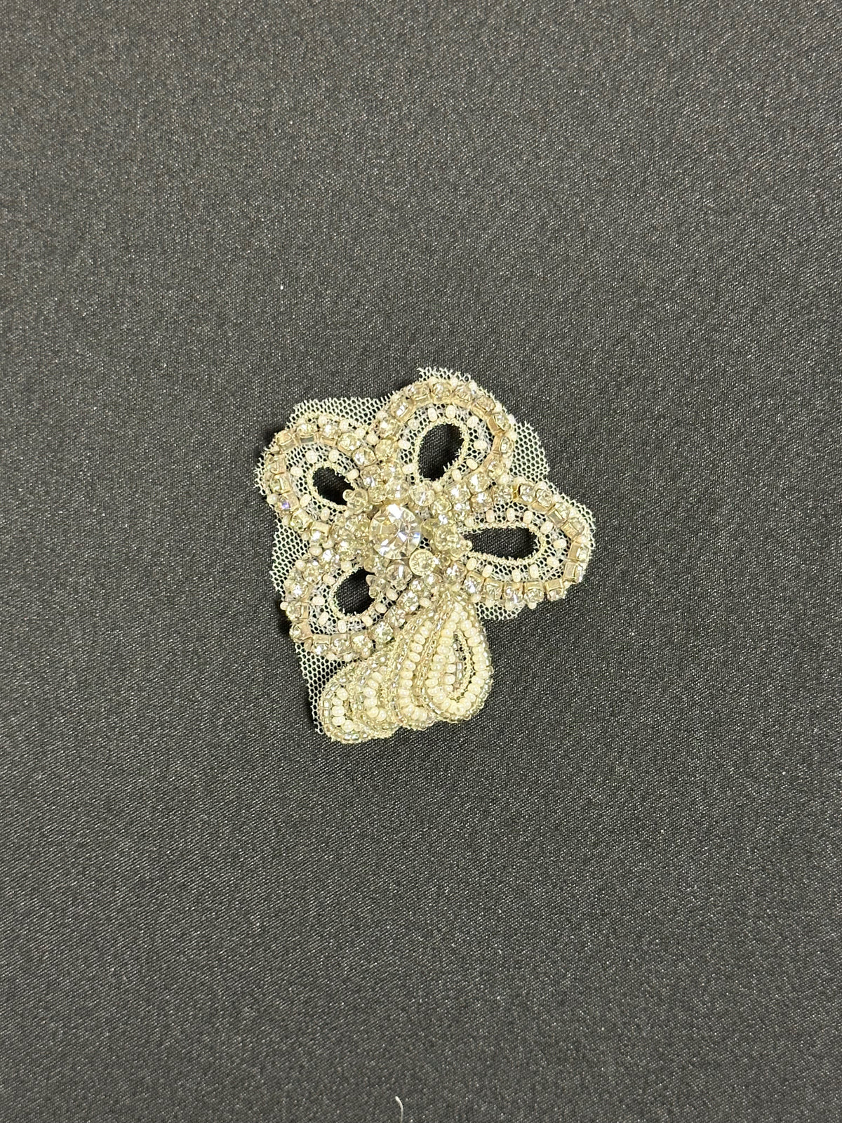 Applique en cristal brodée – Athena