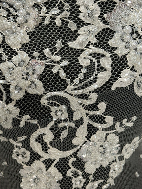 Dentelle de Chantilly perlée ivoire - Romilly